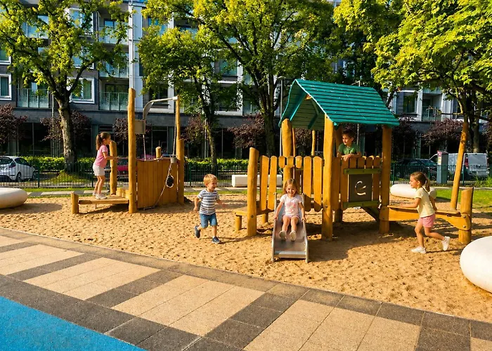 Nadmorskie Tarasy Apartament Park I Morze Z Garazem, Basen, Sauna, Jacuzzi